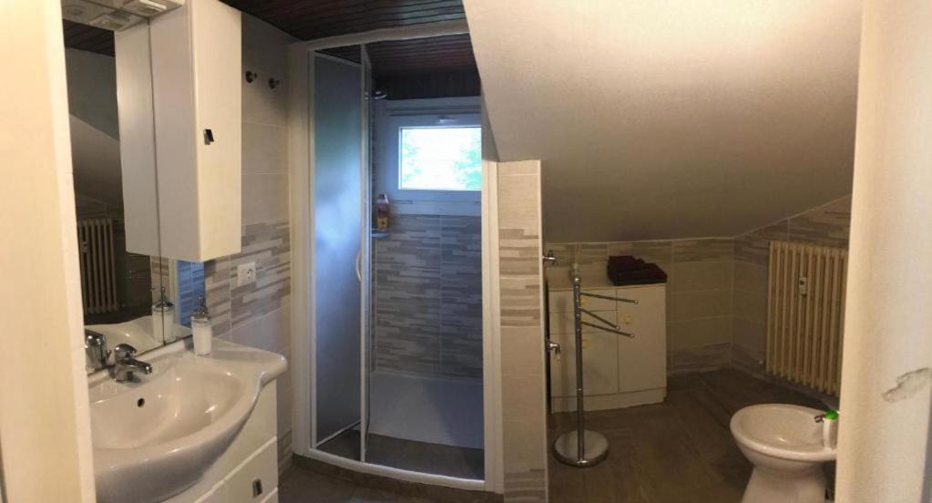 Appartamento La Mansarda Lecco Luaran gambar