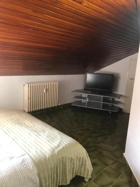 Appartamento La Mansarda Lecco Luaran gambar